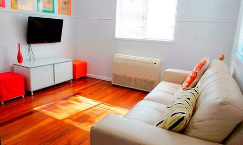 Ella May Holiday Flats - Accommodation Tasmania 0