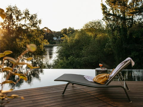 Lake House - Accommodation Tasmania 1
