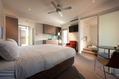 Longview Vineyard Accommodation - Accommodation Tasmania 1