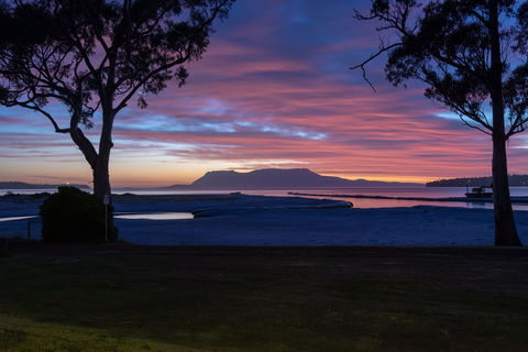 Lyenna - Accommodation Tasmania 0