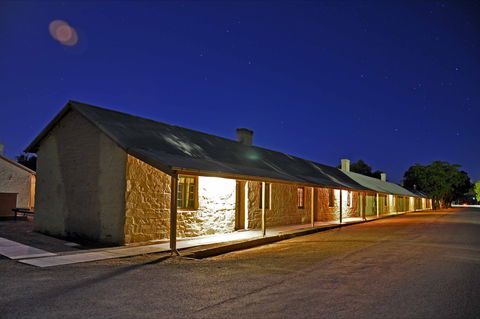 Paxton Square Cottages - Accommodation Tasmania 0
