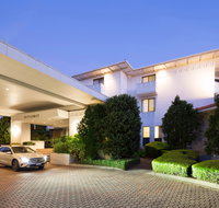Ramada by Wyndham Diplomat Canberra - Accommodation Tasmania