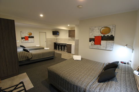 Ryley Motor Inn - Accommodation Tasmania 0
