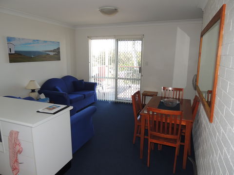 Seascape Holiday Apartments Lake Cathie - Accommodation Tasmania 1