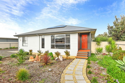 7 Morrison - Accommodation Tasmania 0