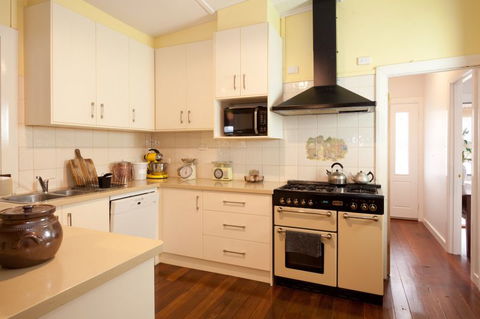 Great Southern Outback Tours & Accommodation - Accommodation Tasmania 4