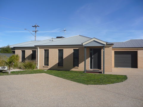Amarco 4 - Accommodation Tasmania 0