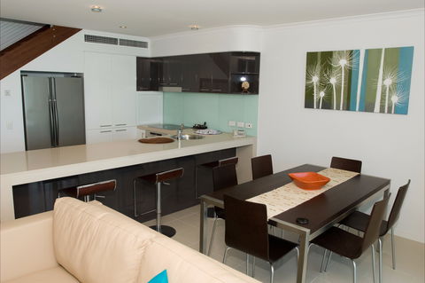 At Marina Shores - Accommodation Tasmania 2