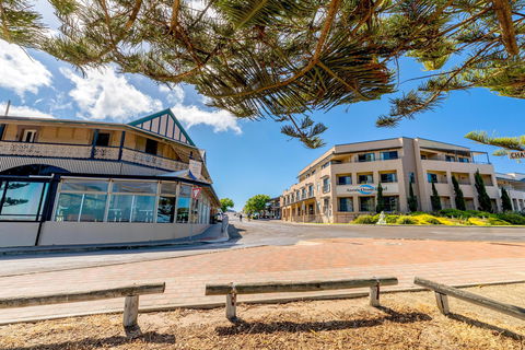 Aurora Ozone Hotel - Accommodation Tasmania 0