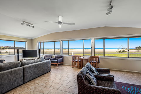Beach Haven - Accommodation Tasmania 0