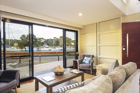 Coastal Pods Wynyard - Accommodation Tasmania 2