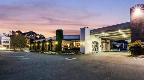 Commodore On The Park - Accommodation Tasmania 0