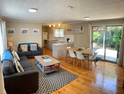 Crows Nest - Accommodation Tasmania 0