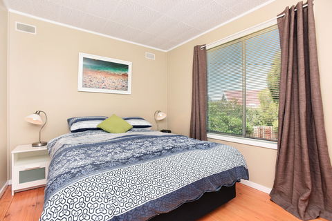 Crows Nest - Accommodation Tasmania 2
