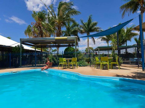 Devils Marbles Hotel - Accommodation Tasmania 0