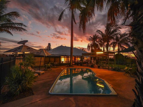 Devils Marbles Hotel - Accommodation Tasmania 2