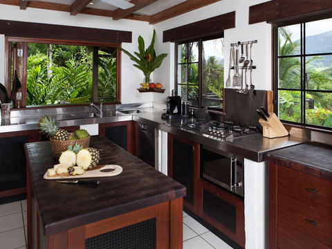 Executive Retreats - Shangri-La - Accommodation Tasmania 2