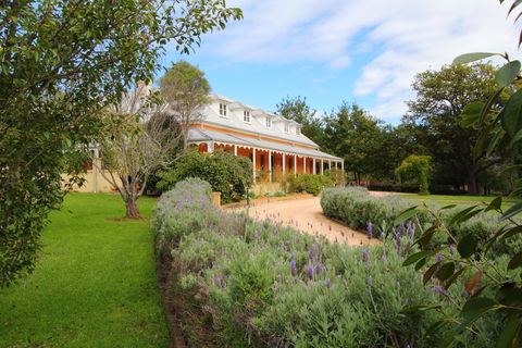 Fitzroy Inn Historic Retreat - Mittagong - Accommodation Tasmania 0