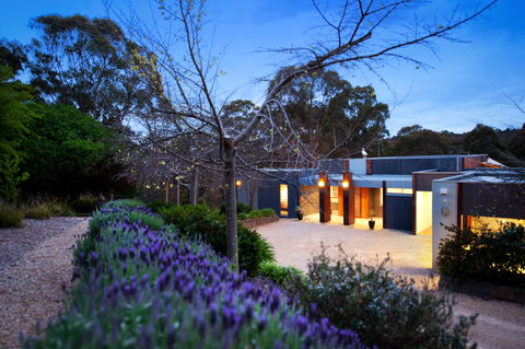 Hisha - Accommodation Tasmania 0