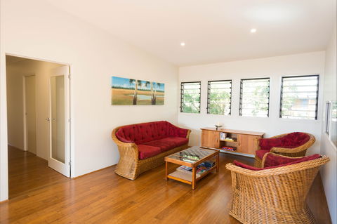 Just Sit: Moruya Heads - Accommodation Tasmania 2