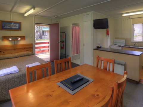 Kosciuszko Tourist Park - Accommodation Tasmania 2