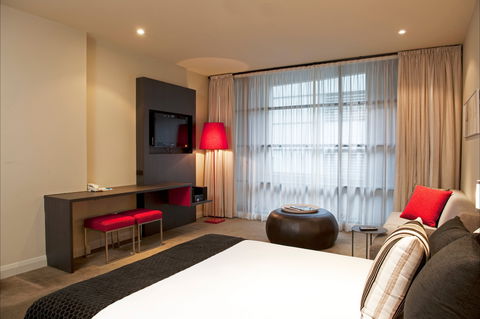 Mantra Hindmarsh Square - Accommodation Tasmania 1