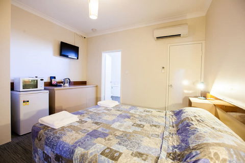Nightcap At Wanneroo Tavern - Accommodation Tasmania 0