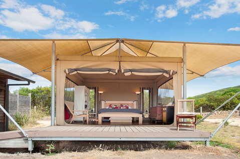 Pebble Point - Accommodation Tasmania 0