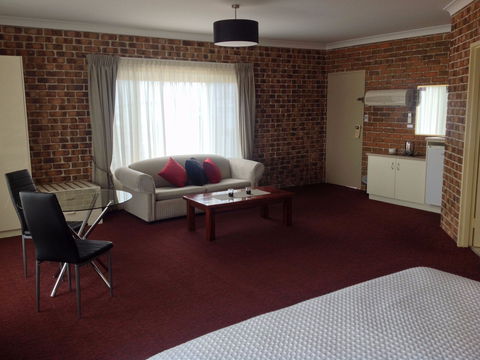 Richmond Motor Inn - Accommodation Tasmania 0
