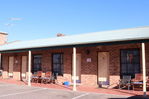 Sandstock Motor Inn - Accommodation Tasmania 1