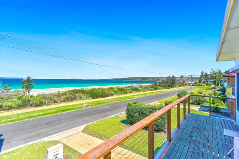 Summer Breeze At Vincentia - Accommodation Tasmania 0