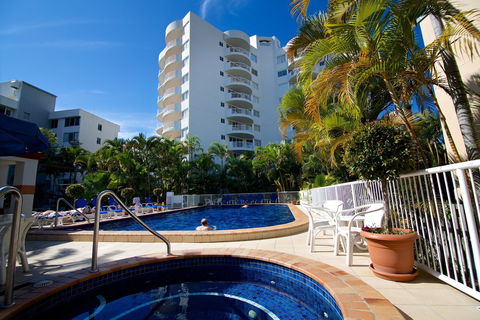 Surf Parade Resort - Accommodation Tasmania 2