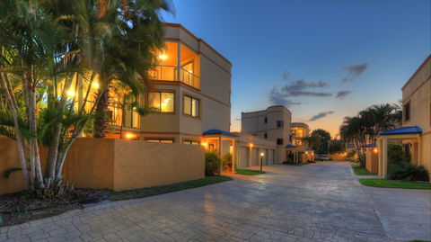 The Grange Resort Hervey Bay - Accommodation Tasmania 1