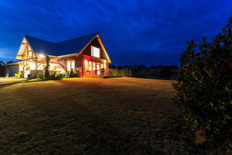 The Folly - Accommodation Tasmania 0
