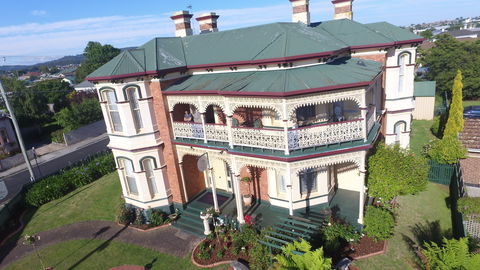 The Grand On Macfie - Accommodation Tasmania 0