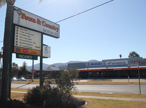 Town And Country Motor Inn - Tamworth - Accommodation Tasmania 1