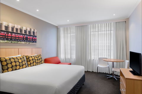 Travelodge Hotel Sydney Martin Place - Accommodation Tasmania 0