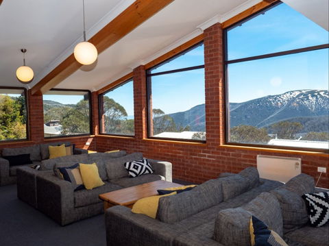 Viking Alpine Lodge - Accommodation Tasmania 0