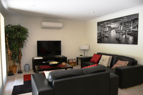 Wagga Riverside Apartments - Accommodation Tasmania 2