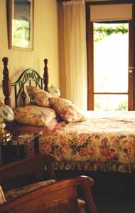 Lyre Bird Hill Winery And Guest House - Accommodation Tasmania 3