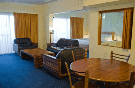 Kacys Bargara Beach Motel - thumb 3