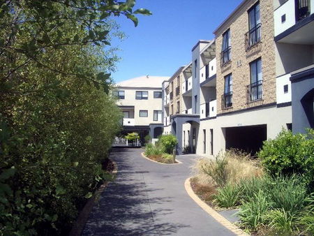Oceanic On Thompson Apartments - Accommodation Tasmania 2