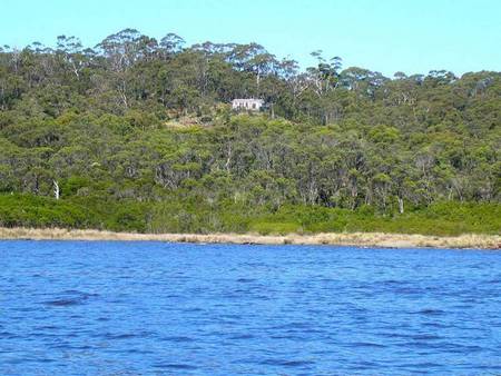 The Island Spa And Cottages - Accommodation Tasmania 2