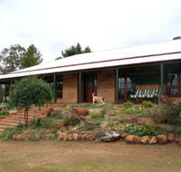 Yayl Lodge Bed  Breakfast - Accommodation Tasmania
