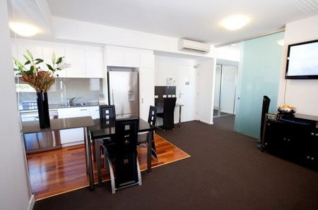 Honeysuckle Executive Apartments - Accommodation Tasmania 3