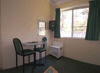 Lakeside Motor Inn - Accommodation Tasmania 3