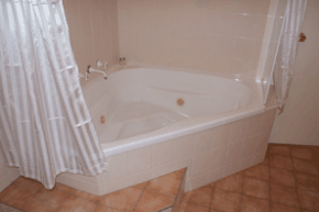 Burke  Wills Motor Inn - Accommodation Tasmania