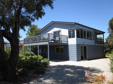 Judith Wright Stockdale & Leggo Real Estate - Accommodation Tasmania 0