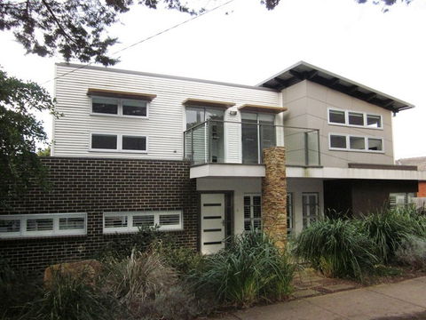 Judith Wright Stockdale & Leggo Real Estate - Accommodation Tasmania 2