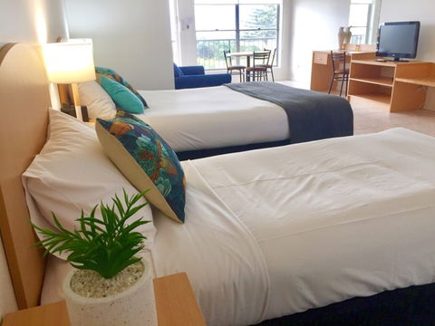 COAST Motel And Apartments - Accommodation Tasmania 8